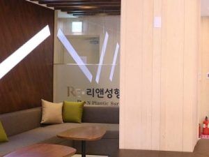 韩国美容化学剥脱(果酸 _ 水杨酸焕肤)攻略和费用